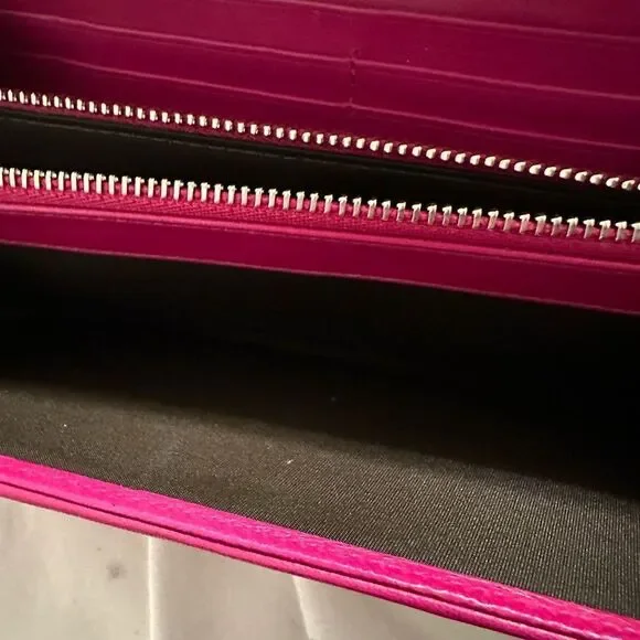 Ladies Dior wallet added a chain - Picture 10 of 16